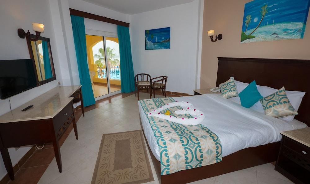 Blue Reef Red Sea Resort مرسى علم المظهر الخارجي الصورة